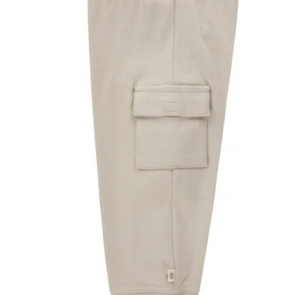 Huggies Baby 4-piece Layette Set size 18 Months - Picture 3 of 10